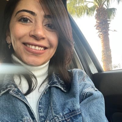 MD| *Inserts some pretentious stuff about myself here*
