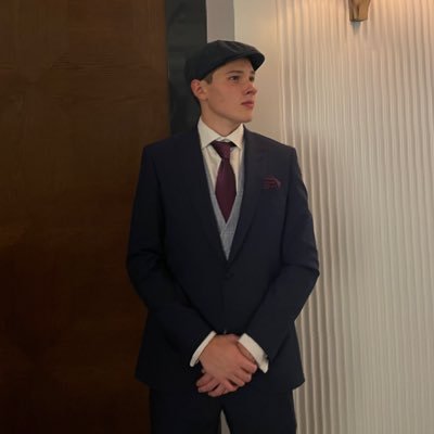 20 y/o | Building B2B Software | Crypto Investor |
