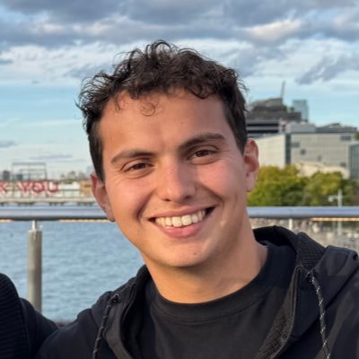 dylanpearcee's profile picture. Nerd Yapper | TikTok: dylanpearcee | Cancer Survivor 🎗️
