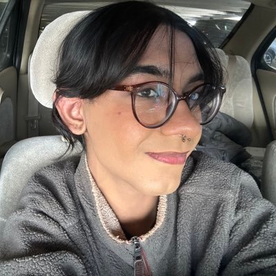 asadsxo's profile picture. 22 was a wannabe mma journalist but i graduated school for journalism. she/her/hers #PaidInFull 💎 @asadsxo on instagram