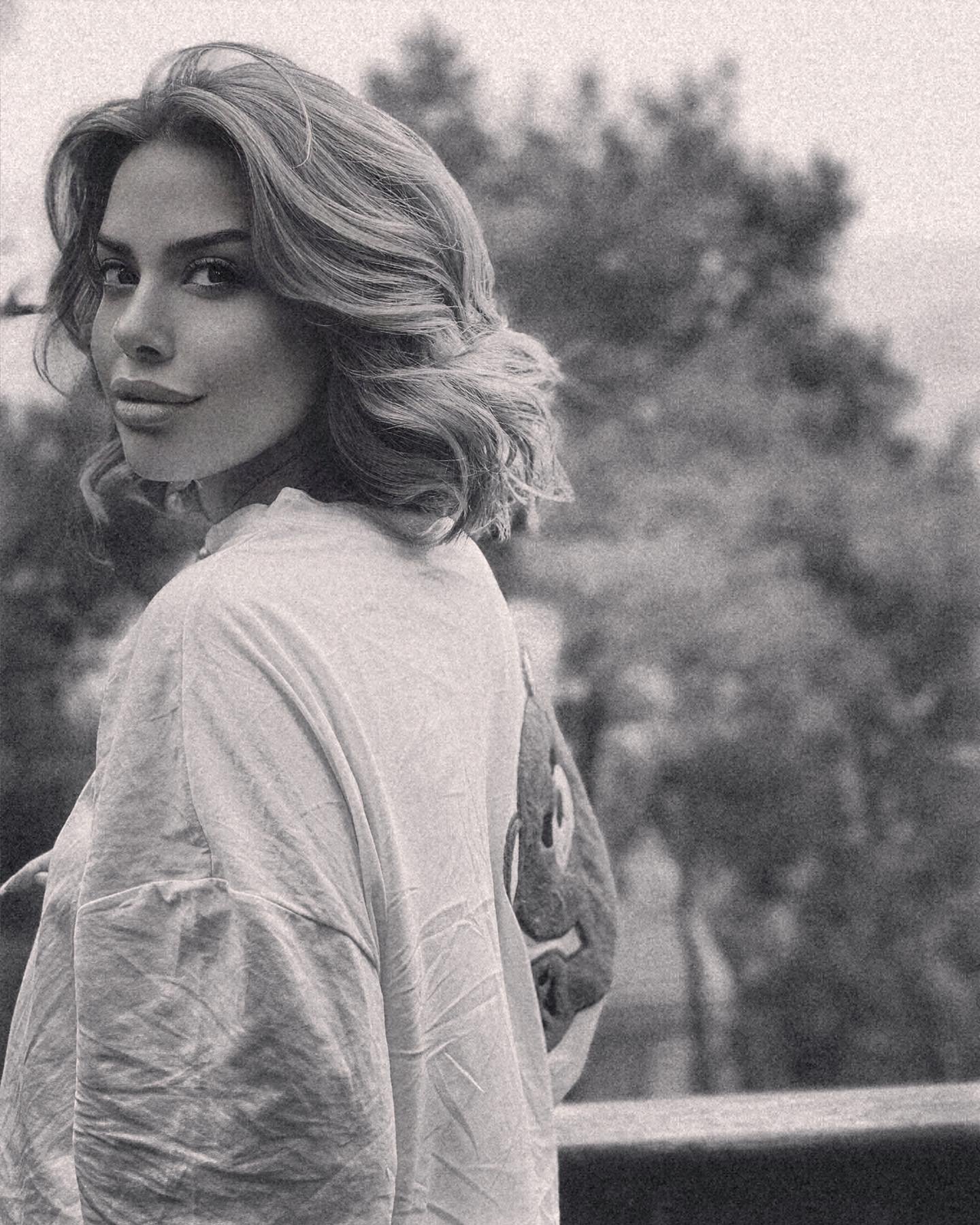 HoppeMilto94839's profile picture. 私は今32歳で独身ですが、最近寂しくて、大人で穏やかな恋人を探しています。30歳以上の独身男性がいる場合は、私のLINE：2568665を追加して電話で連絡することができます