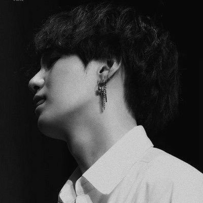 Ficwriter, surtada e insatisfeita.
Wattpad: https://t.co/HAkPk7gzDQ