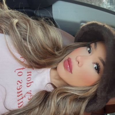 missalvajay0's profile picture. your favorite latino