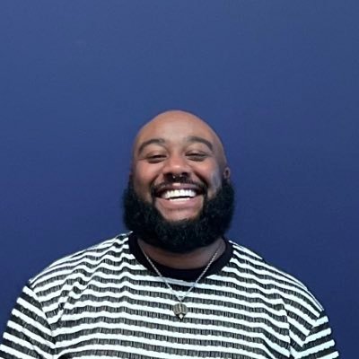 32 | ATL | Tattoo Artist | 1/2 Introvert 1/2 With the Shit