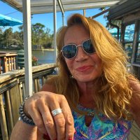 Sandra D (@sandra4heroes) 's Twitter Profile