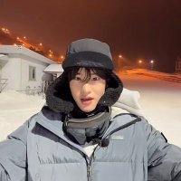 홍 (@raphuag) 's Twitter Profile
