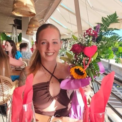 Shannon_Anim's profile picture. El éxito no es casualidad, es el resultado de un esfuerzo constante🍀. PINCHEN EN MI ENLACE Y CUALQUIER DUDA CONTACTEN CONMIGO⬇️🩵!