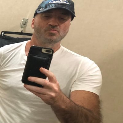Pharmacist 🍀people are not what they appear to be…Don’t take these too seriously, from Brooklyn NYC 💫Cu practica ‘u zoppu, all’annu zuppichia.