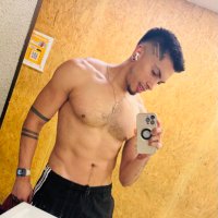 Cesar (@cesarstrong_) 's Twitter Profile