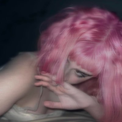 ♡ tweets baby bugs lyrics every 3 hrs ♡ made with @GimmickBots ♡ dm for lyric submissions ノ song reqs ノ if there's any typos ♡ inspired by @mitski_lyric