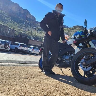 EricCompton917's profile picture. 