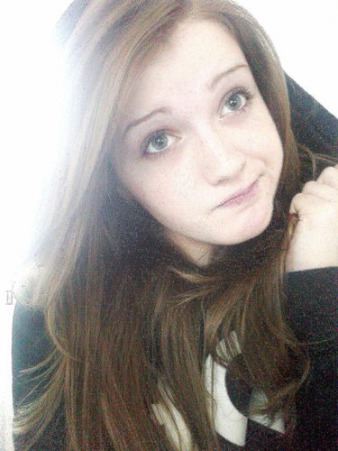 fifus_mf's profile picture. Who am I? I am a girl who knows good what she wants and fights for it but sometimes it isn't easy. :P ;)