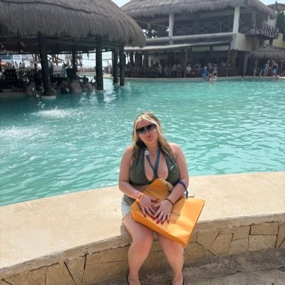 veltaann05's profile picture. i wanna play video games for a living😩🫶🏼/G59🖤