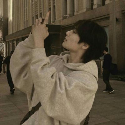 woodvale21's profile picture. Always an angel, never a god.