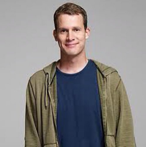 Tosh_ebooks's profile picture. Not @DanielTosh