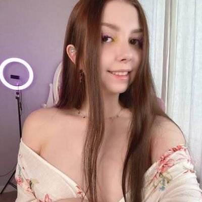 JoyBella99289's profile picture. 