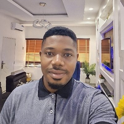 ChuksInTech's profile picture. crafting awesome products from simple prompt | React ⚛️ • JavaScript 🌐 • LLMs & AI explorer 🤖 | Code + Community/Colab = growth  |  let's connect 🤝