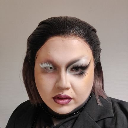 Tranny
Little Monster
Drag Artist
ACAB #BlackLivesMatter