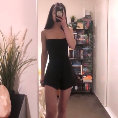 NatalieElessar's profile picture. you’ll only find me in an existential crisis or on eso 🌿