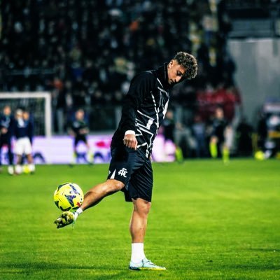 20y 🚹/ @Atalanta_BC/ @AJA/ @lufc/ @Ardija_Official/ @swallowspr/無言フォロー失礼致します🙇🏻♂️/他サポさん大歓迎です!/仲良くしてください!🙌