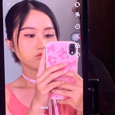 bey diary 💭 📔 ♡ beauty enthusiasts’ yeah mostly talk about life,beauty,cute stuff 🎀 🫧°. book self-dev 📖 🧠 memorable 🎞️ 🫂˚⌗☆ #studytwit #romantizing ☆ °.