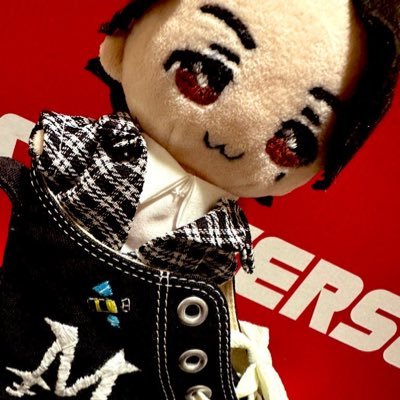 BROS3期生。1999年talkingFM、2000年マロンティックナイトハガキ採用❣️2025年2/15地底人ラジオお誕生日ポスト&推しぬいメール、5/31.6/14ポスト採用、7/12キミ街リクエストメール採用📮にゃんこも大好き❤沢山のましゃ好きさんと仲良くなりたいです☺️