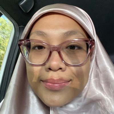 ArdillaZaini's profile picture. a mother