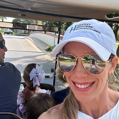 Tesla owner & fan, business owner, mom of 2 girls, and health enthusiast.