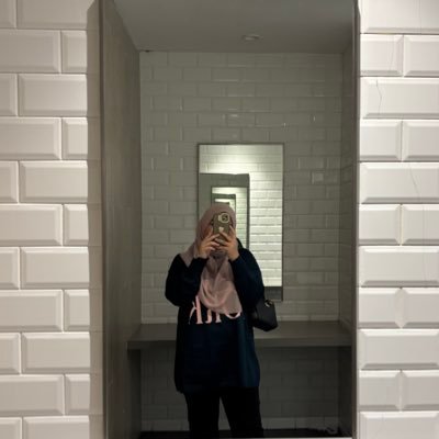 amirasmsri's profile picture. #Freepalestine🇵🇸