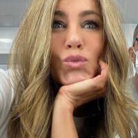 Jennifer Aniston (@jennifferniston) 's Twitter Profile