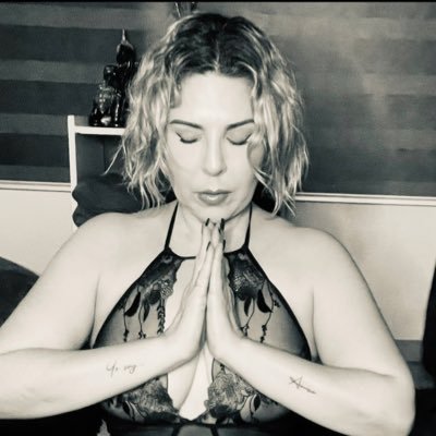 Terapeuta en Redes Neuronales, Guia en meditación, Tantra Rojo y Sexualidad sagrada.
