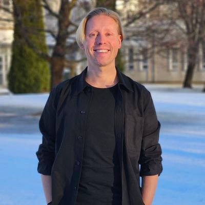 Karjalainen hurri. 😎✌Programledare @yleisradio för #Strömsö och #Egenland
Insta och👻: nickealden
120 publiktips på resmål i 🇫 på Arenan. 👇