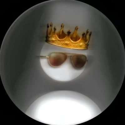 FxckU2x's profile picture. Last name EVER, first name GREATEST