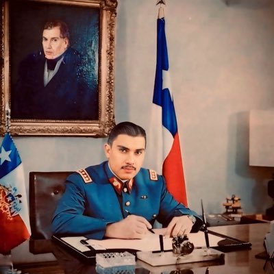 *ARMY *BUZOS *CHILE *PATRIOTA *FIREFIGHTER *REPUBLICANO ™ *Profesor De Estado Mención Historia *Licenciado En Seguridad Y Defensa