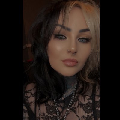 hayleymills23 Profile Picture