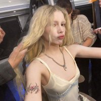 carolyn (@kraliceperi_) Twitter profile photo