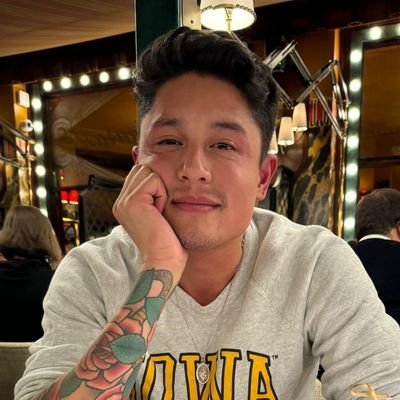 Don't bother following me here, find me on the other site | Senior Tech Editor @slate | Chicago | Iowa Hawkeye