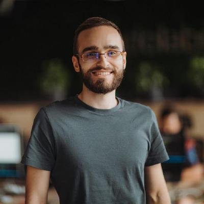 tomasvarga_dev's profile picture. Software engineer