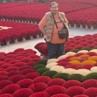 65qqAla52432's profile picture. 