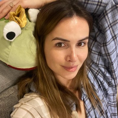 Single 👩🦰
Tennis fanatic🎾
Dog mom🐶
love traveling🌏
love yourself👸🏻
Love life🏡
fashion fanatic👗👠💄