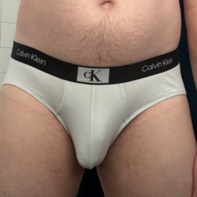 lover of cock, and showing my own 🔞 men only 😜 DM open for chat and pic swapping 🤤 not looking for meets 😘