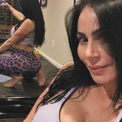 Ayomide549339's profile picture. California