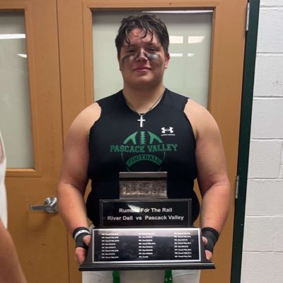 2026 Offensive and Defensive Lineman / 5-10 305 lbs / Pascack Valley HS (NJ) / 3.44 GPA / JakeWawra2026@gmail.com