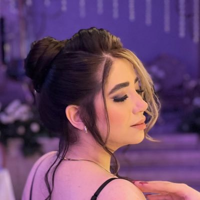 ziziissaa's profile picture. قبل از اینکه چک کنی برام آهنگ بفرست