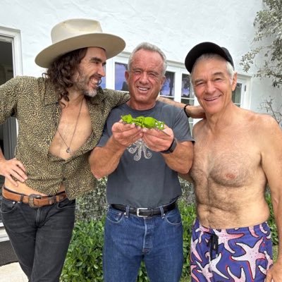 hmevilwrftrut's profile picture. The People’s Grinch