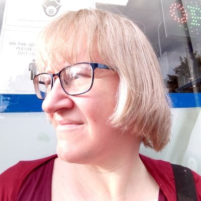 MadamWhiplash53's profile picture. Living life one day at a time.xx