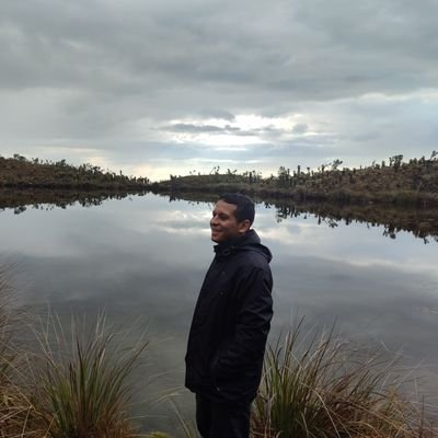 juegomivida's profile picture. Alérgico. Camino, deambulo y corro por mi camino.