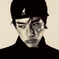 j (@kmenslut) 's Twitter Profile