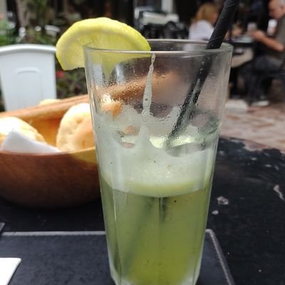 m3m3tomoon's profile picture. 