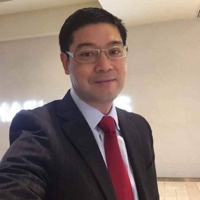 Chuyến đi gần đây nhất của tôi là đến Việt Nam. Nơi đây có một chút gì đó về văn hóa, ẩm thực tuyệt vời, con người xinh đẹp, cảnh đẹp và âm thanh kỳ lạ.